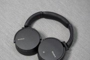 探索XB950BT耳机的音质表现与舒适度（深入剖析这款头戴式耳机的关键特点与用户体验）